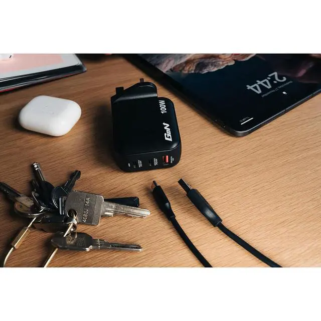 Alt view image 6 of 7 - Verbatim 100W 3-Port USB Mini GaN Wall Charger #32230
