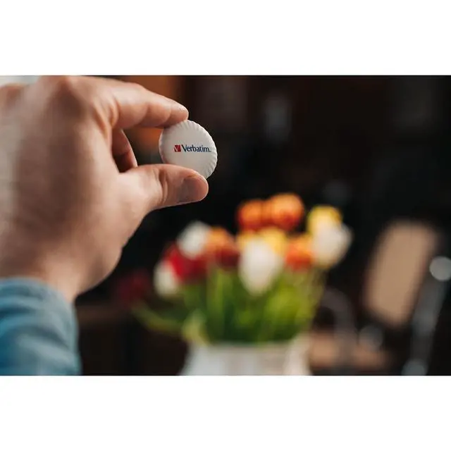 Alt view image 8 of 8 - Verbatim Verbatim My Finder Tracker Coin Bluetooth Coin Assorted