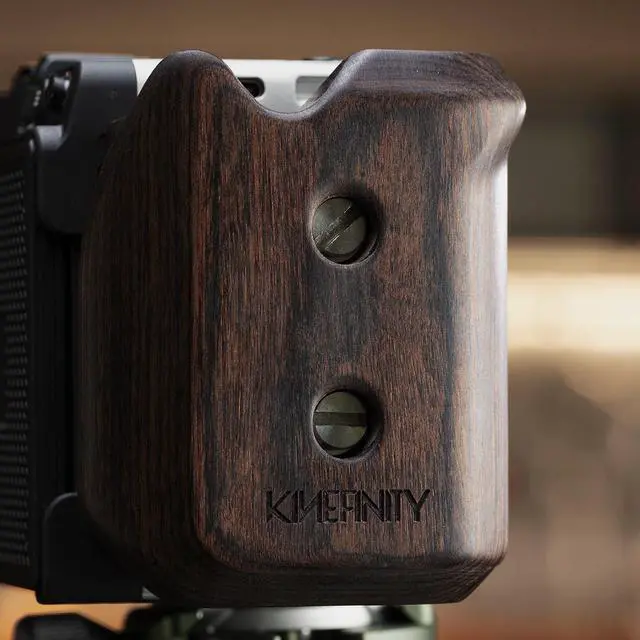 Alt view image 6 of 7 - Tilta Wooden Handle and Side Plate Kit for Kinefinity Vista #TA-T105-WHK-B