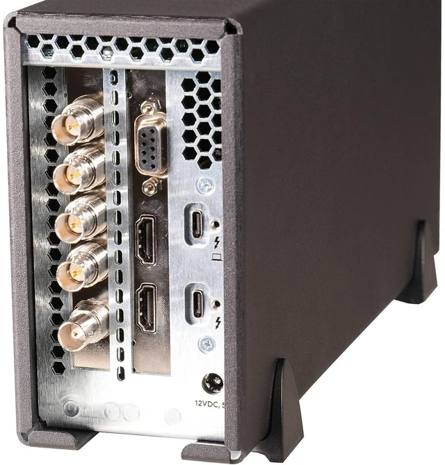 Alt view image 3 of 8 - Sonnet Echo SE I T5 Thunderbolt 5 to PCIe Card Expansion System #ECHO-EX-SE1-T5