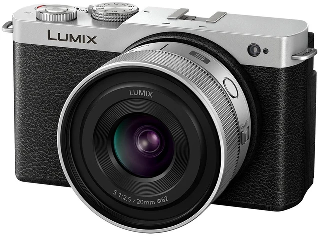 Alt view image 5 of 5 - Panasonic LUMIX S 20mm f/2.5 for L-Mount, Silver #S-S20S