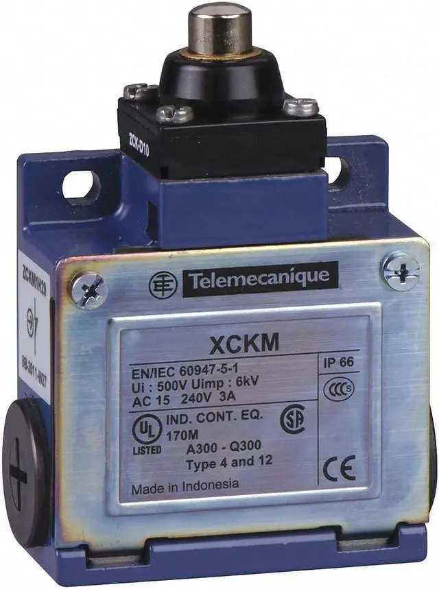 Main image of TELEMECANIQUE SENSORS XCKM110H7 Limit Switch, Plunger, 1NC/1NO, 10A at 240V AC,