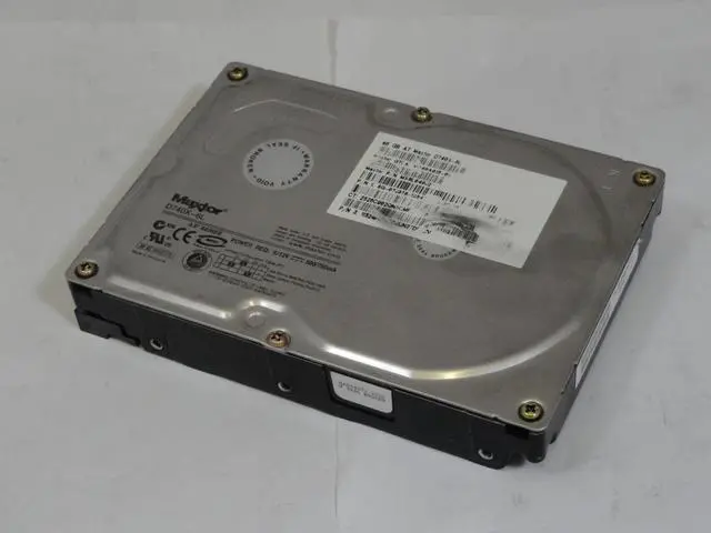 Alt view image 2 of 5 - Maxtor Compaq 40Gb IDE 7200rpm 3.5in HDD ( VQ20A492 6L040J1 D740X-6L 253454-001  Maxtor Compaq )
