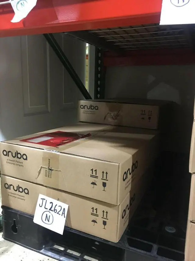 Alt view image 2 of 5 - HPE Aruba 2930F 48G PoE+ 4SFP - Switch - L3 - Managed - 48 x 10/100/1000 (PoE+) + 4 x Gigabit SFP (uplink) - rack-mounta