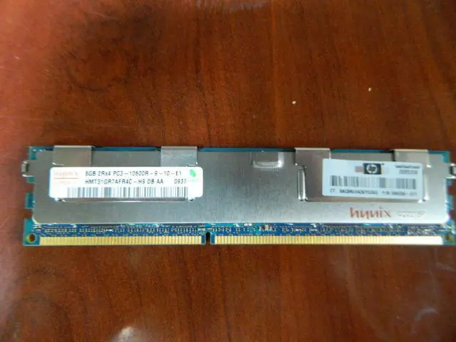 Main image of Hynix HMT31GR7AFR4C-H9 8GB 2Rx4 PC3-10600R Memory