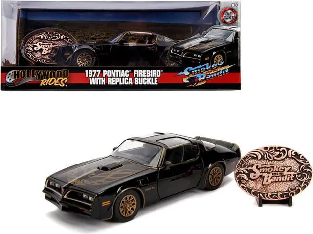 Alt view image 2 of 6 - 1977 Pontiac Firebird Trans Am Black with Replica Buckle "Smokey and the Bandit" (1977) Movie "Hollywood Rides" Series 1/24 Diecast Model Car by Jada