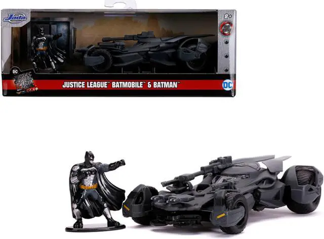 Alt view image 4 of 5 - 2017 Batmobile with Diecast Batman Figurine "Justice League" (2017) Movie "DC Comics" "Hollywood Rides" Series 1/32 Diecast Model Car by Jada