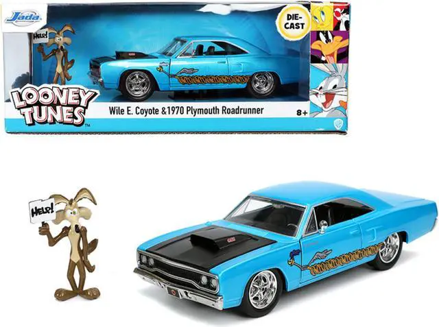 Alt view image 3 of 4 - 1970 Plymouth 440-6BBL RoadRunner Light Blue Met. & Wile E. Coyote Diecast Figure "Looney Tunes" 1/24 Diecast Model Car by Jada
