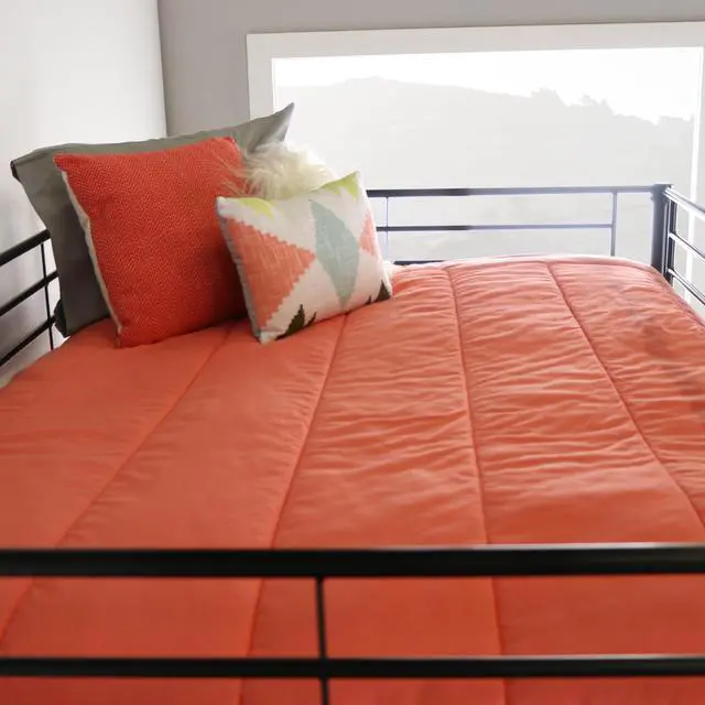 Alt view image 4 of 5 - Premium Metal Full Size Loft Bed - Black