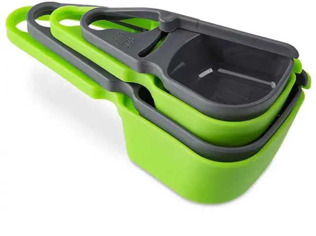 Main image of Martha Stewart Set of 4 Self-Leveling Measuring Cups