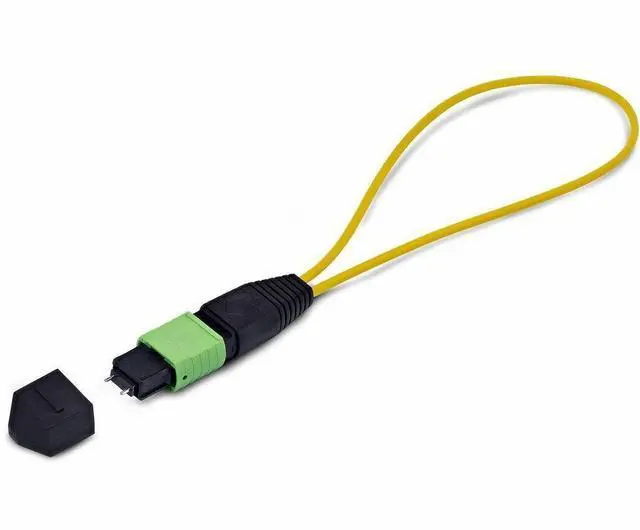 Main image of StarTech MPO Loopback Plug Single Mode 9/125 MPO-12 Male Fiber Loopback Adapter MPO/MTP Male Loopback Tester LOOPBACKMTP12OS2SMM