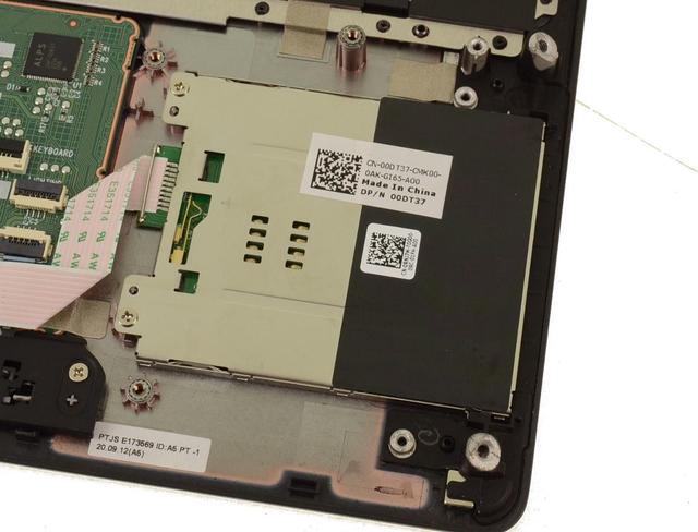 Alt view image 4 of 4 - New Dell OEM Precision 7550 Touchpad Palmrest Assembly  Smart Card Reader 0DT37