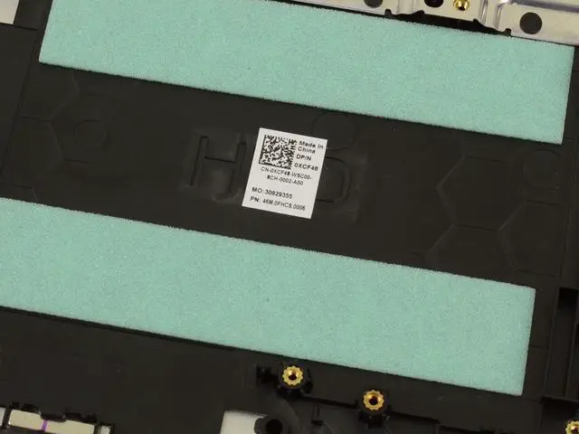 Alt view image 3 of 4 - New Dell OEM Inspiron 5582 2-in-1 Keyboard Palmrest Assembly US INTL F046K XCF48