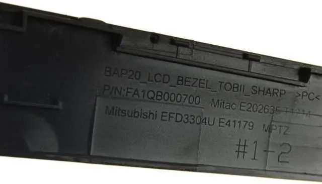 Alt view image 4 of 4 - OEM Alienware 17 R4 17.3" LCD Front Trim Cover Bezel LCD Trim Bezel 31V15