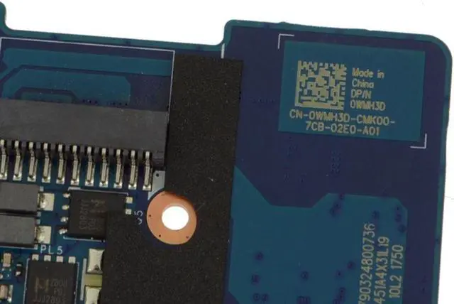 Alt view image 3 of 4 - Dell OEM Precision 7520 System Board Intel i7 Quad Core  Motherboard WMH3D