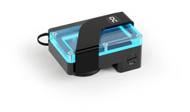 Alt view image 2 of 6 - Alphacool Core DDCzero Flat Reservoir 90 with Pump (14567)