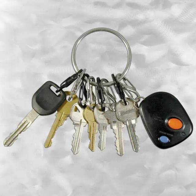 Alt view image 2 of 8 - NITE IZE BRG-M1-R3 Key Rack, Black, Large, Silver Texture