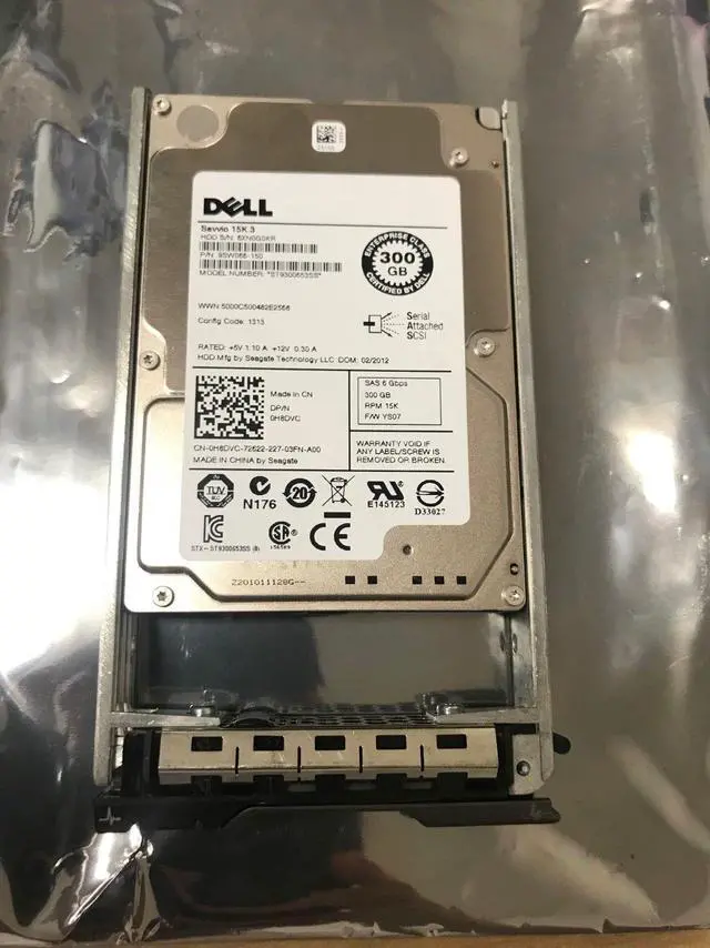 Main image of DELL 300GB 15K SAS 2.5" HDD H8DVC - ST9300653SS - 0YVFK8 - 0C8TC5 - C8TC5 SED