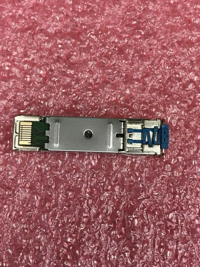 Alt view image 3 of 4 - Brocade Foundry E1MG-LX-OM 33211-100 1GE LX SFP 10km SMF