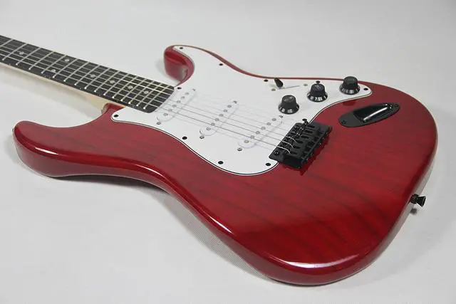 Alt view image 2 of 8 - LyxPro Electric Guitar with 20w Amp, Package Includes All Accessories, Digital Tuner, Strings, Picks, Tremolo Bar, Shoulder Strap, and Case Bag Complete Beginner Starter kit Pack Full Size