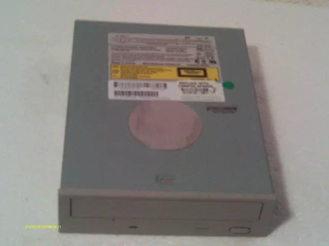 Main image of 317212-001 Compaq internal CD-ROM 32X IDE for Presario 2253, 2254, 22