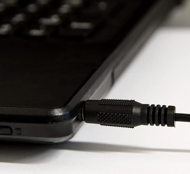 Alt view image 4 of 10 - Cmple - VGA Cable Male to Male with 3.5mm Aux Audio Monitor SVGA PC 15 Pin Cord 6 Feet