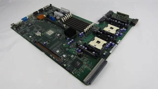 Alt view image 3 of 10 - DELL D4921 System Board For Poweredge 2650 Server