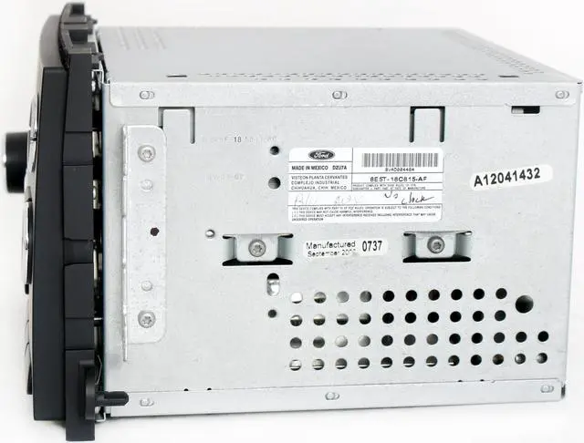 Alt view image 3 of 5 - Mercury Milan 06-09 Ford Fusion AM FM 6 Disc CD Radio w Aux Input 8E5T-18C815-AF