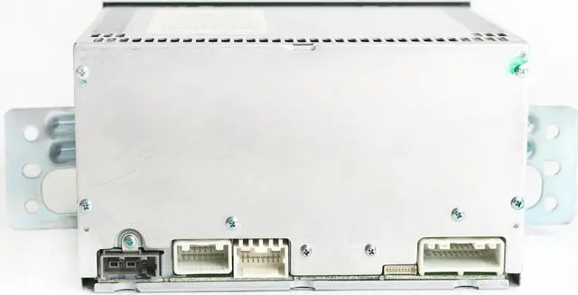 Alt view image 6 of 6 - Nissan Versa 2007-09 Radio AM FM 6 Disc mp3 CD w Aux Input 28185EM33A Face CY05E