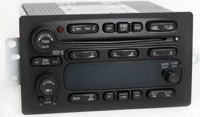 Main image of UNLOCKED Chevy GMC 2003-05 Truck Van Radio AM FM 6 Disc CD Player 15196055