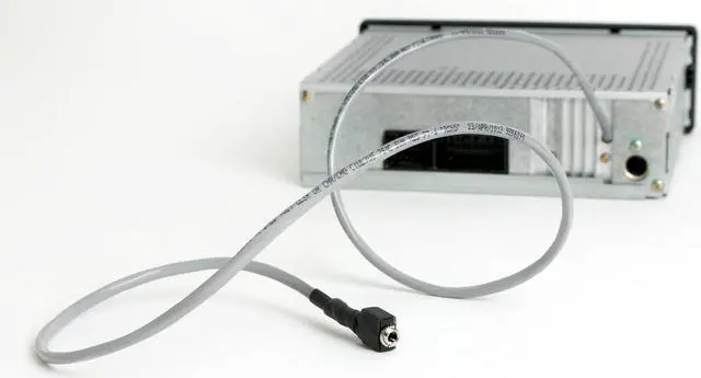 Alt view image 6 of 7 - Honda Accord 01-02 Radio AM FM CD Aux Input w Code 39100-S84-A410-M1 2PA1