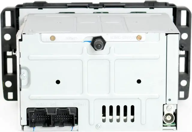 Alt view image 4 of 7 - Buick Lucerne 2009-2010 Charcoal AM FM MP3 CD Player w Aux Input 25992378