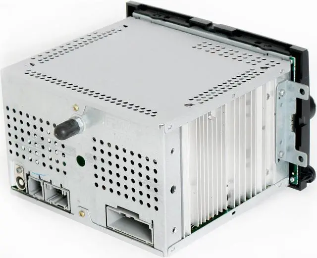 Alt view image 3 of 4 - 06-07 Ford Mercury Milan Radio AM FM 6 Disc CD w Bluetooth Music  6E5T-18C815-CL