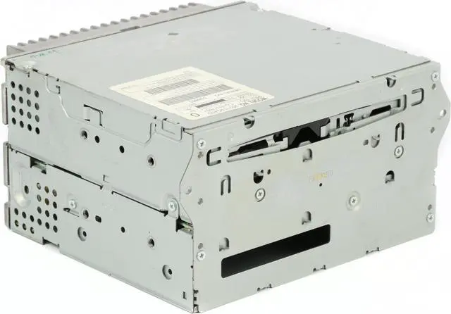 Alt view image 2 of 7 - 2008-2014 Cadillac CTS Radio AM FM Single CD Player Satellite Ready 20763583