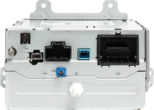 Alt view image 4 of 5 - 2016-2017 Chevrolet Equinox Camaro Terrain AM FM Radio Receiver 84064071