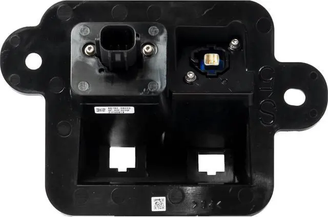 Alt view image 4 of 4 - 2021-23 Toyota Sienna Side Mirror Internal Camera Assembly Model ID 867C0-08010