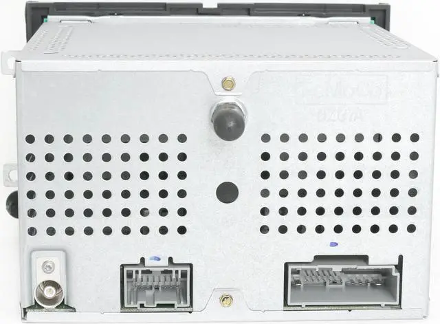 Alt view image 4 of 5 - Ford Mercury 2006-2007 Radio AM FM mp3 CD w Auxiliary Input 6E5T-18C869-AK