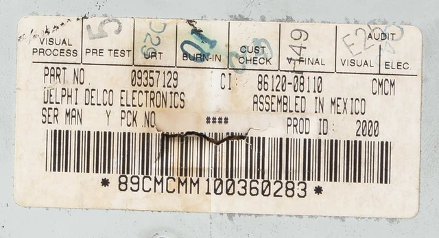 Alt view image 5 of 5 - 1999-2002 Toyota 4Runner AM FM Radio Cassette CD Player 86120-08110 Face AD6803