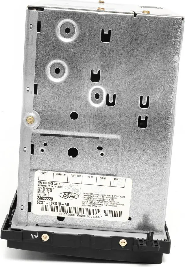 Alt view image 6 of 6 - 2006 Ford F250 F350 Super Duty Original AM FM Stereo Receiver 6C3T-18K810-AB