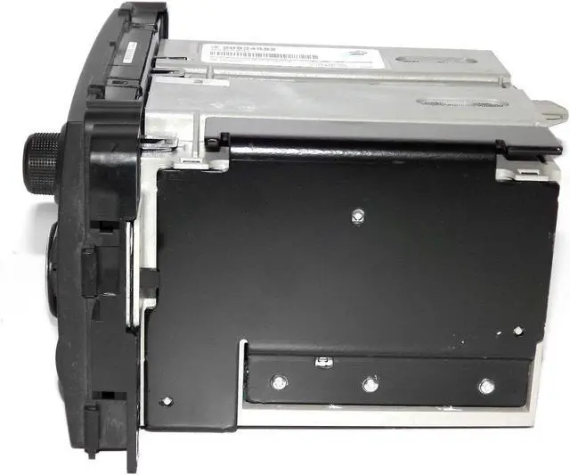 Alt view image 3 of 7 - 10-14 Chevy Truck Radio - CD Player mp3 Aux Input - 20918429 Plastic - Unlocked