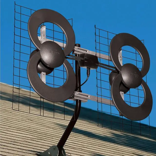 Alt view image 5 of 7 - ClearStream 4 UHF Indoor Outdoor TV Antenna, Multi-Directional, 70+ Mile Range, 4K 8K UHD, NEXTGEN TV  w/20-inch Mast, Reflectors