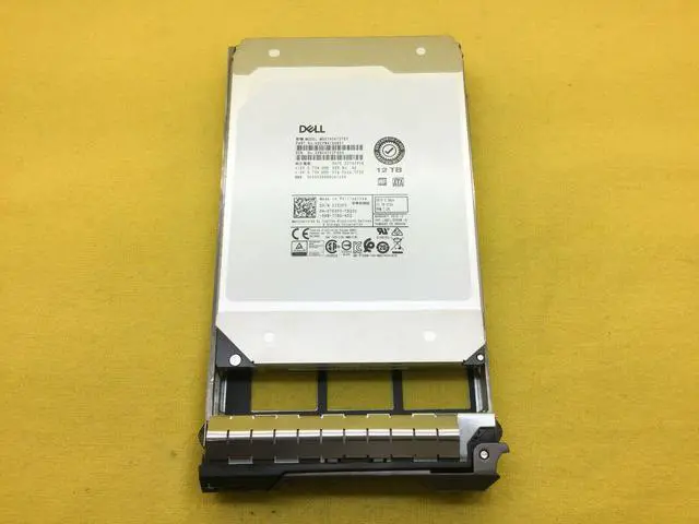Main image of 753F0 DELL 12TB 7.2K SATA 6Gb/s 3.5'' 512e HDD MG07ACA12TEY 0753F0