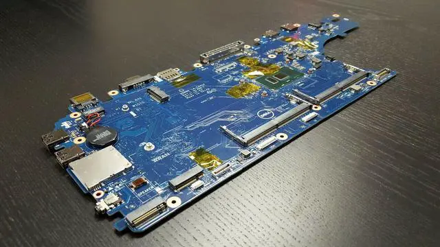 Main image of Dell OEM Latitude E5570 Motherboard System Board i5 2.4GHz Motherboard 3MCRF