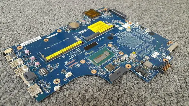 Alt view image 5 of 7 - Dell OEM Inspiron 3737 17R 5737 Motherboard System Board Motherboard W6XCW