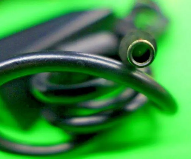 Alt view image 10 of 14 - Genuine Dell Inspiron 15 P51F P55F 45W 19.5V 2.31A AC Power Adapter