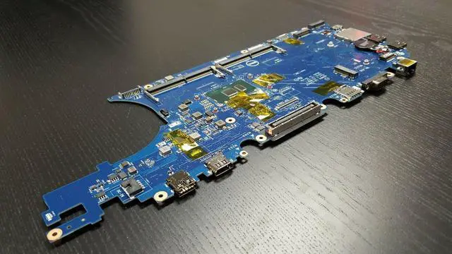 Alt view image 2 of 3 - Dell OEM Latitude E5570 Motherboard System Board i5 2.4GHz Motherboard 3MCRF