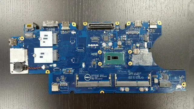 Alt view image 6 of 6 - Dell OEM Latitude E5550 Motherboard System Board i3 2.1GHz Motherboard V82HM