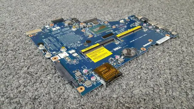 Alt view image 4 of 7 - Dell OEM Inspiron 3737 17R 5737 Motherboard System Board Motherboard W6XCW