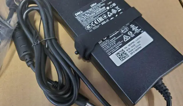Alt view image 3 of 3 - Dell 130W Pa-4E Ac Adapter 63P9N La130Pm190 -Large Tip 7.4 Mm