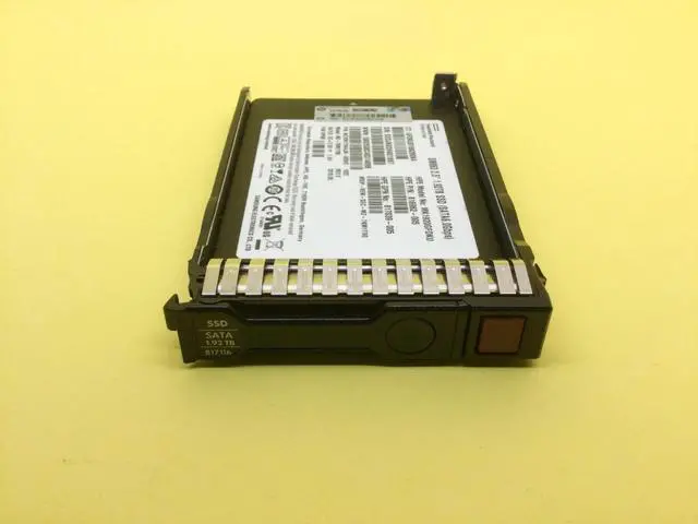 Alt view image 3 of 3 - 817011-B21 HPE 1.92TB SATA 6G MIXED USE SFF SC 2.5" SSD 817116-001